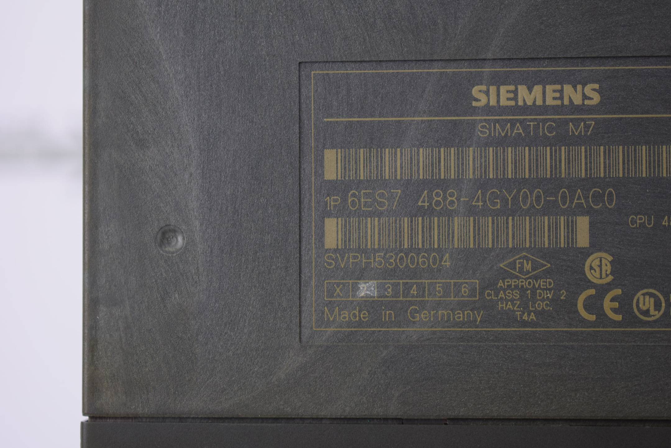 Siemens Simatic S7-400 CPU 488-4 6ES7488-4GY00-0AC0 ( 6ES7488-4GY00-0AC0 ) E2