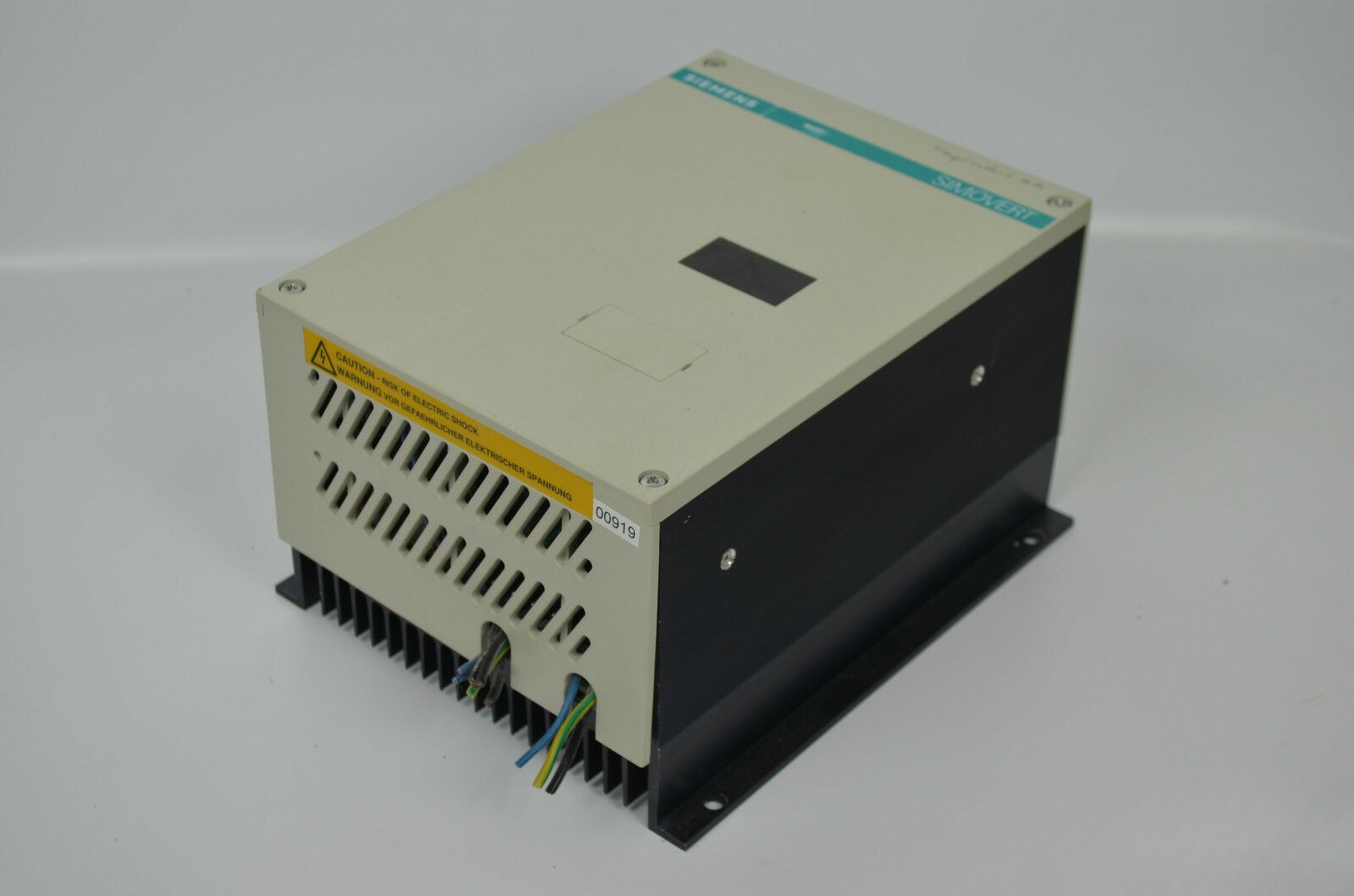Siemens simovert P 6SE2102-1AA00 ( 6SE2 102-1AA00 ) Siemens simovert P 6SE2102-1AA00 ( 6SE2 102-1AA00 )