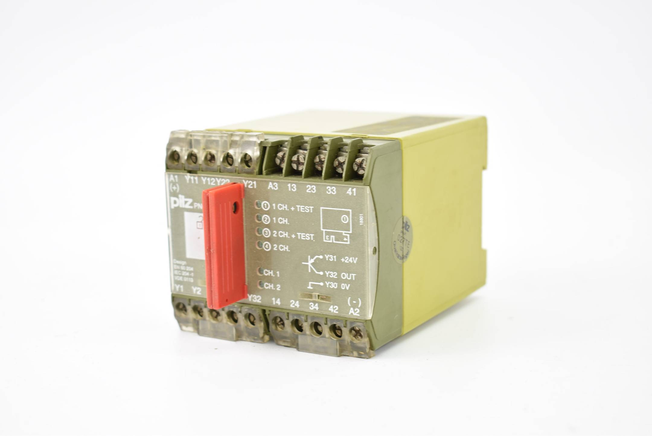 Pilz Sicherheitsschaltgerät 4,5W PNOZ/6 24VDC 3S 1Ö ( 474899 )