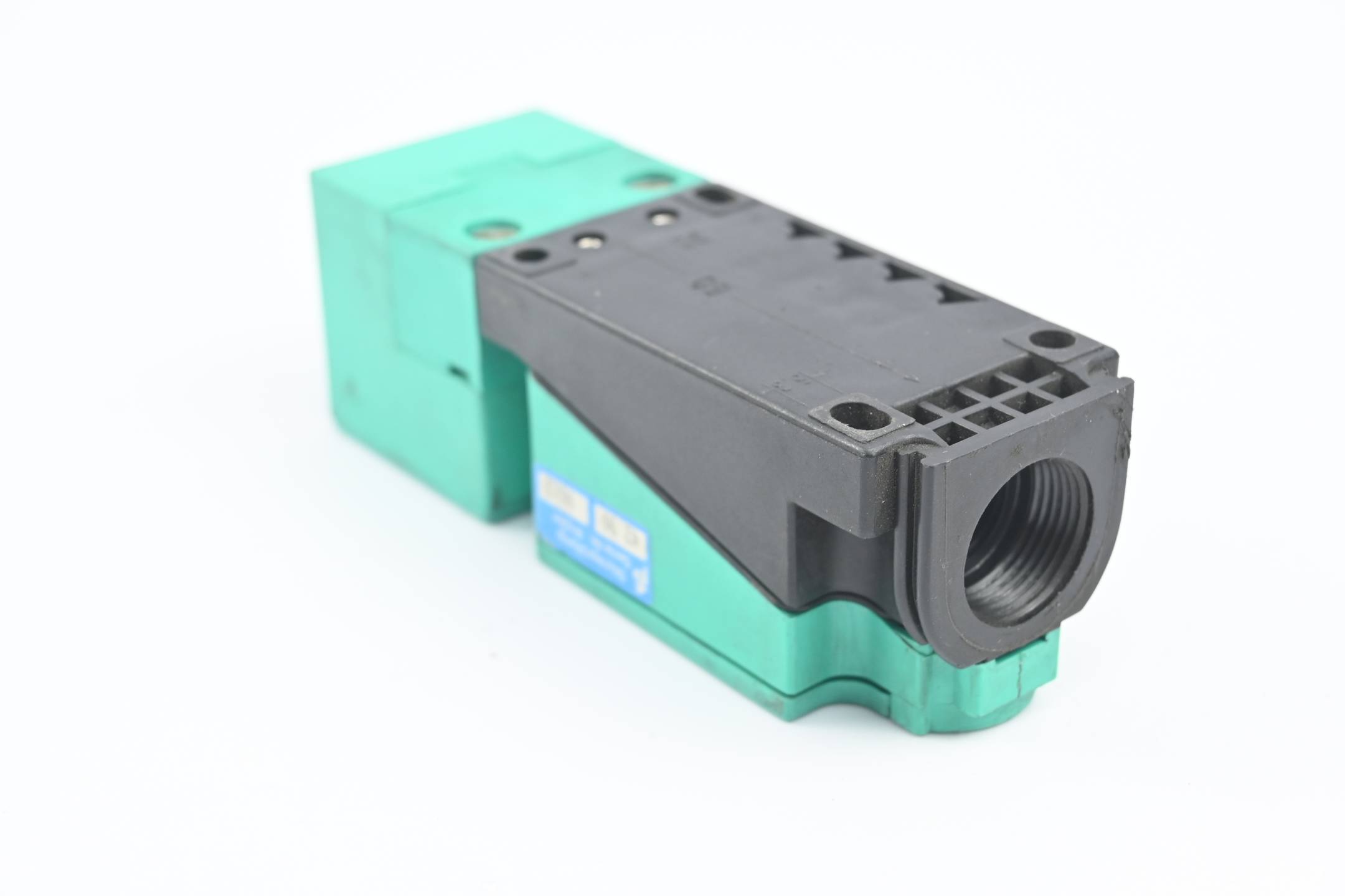 Pepperl+Fuchs Induktiver Sensor NJ30+U1+E ( 08203S + 08272S + 15707S )