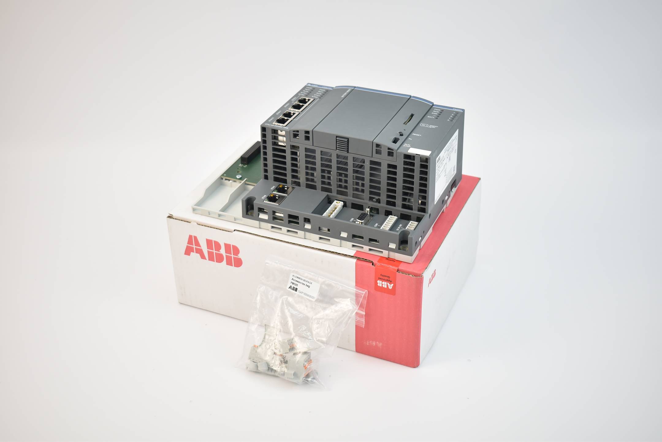 ABB Zentraleinheit CPU 1SAP155500R3379 ( PM595-4ETH-F ) 