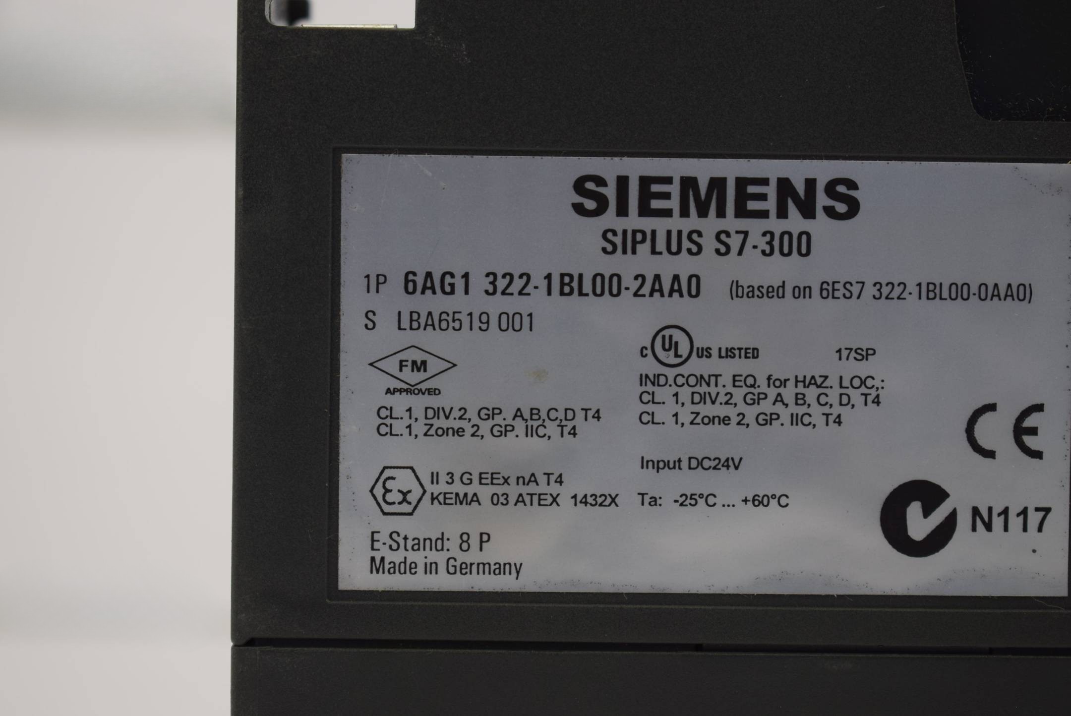 Siemens SIPLUS S7-300 SM 322 32DO-40-pol 6AG1322-1BL00-2AA0 ( 6AG1 322-1BL00-2AA0 ) E8P Siemens SIPLUS S7-300 SM 322 32DO-40-pol 6AG1322-1BL00-2AA0 ( 6AG1 322-1BL00-2AA0 ) E8P