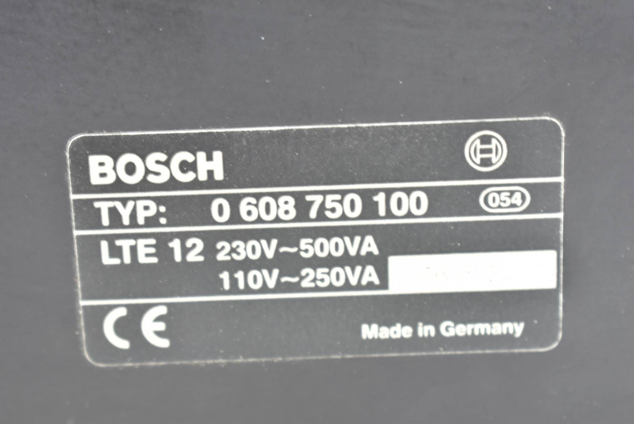 DEFEKT Bosch LTE 12 ( 0 608 750 100 ) 230V-500VA 110V-250VA