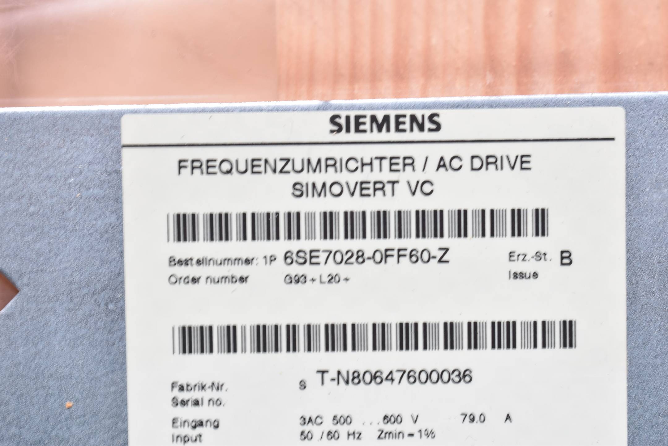 Siemens simovert VC Frequenzumrichter 6SE7028-0FF60-Z ( 6SE7 028-0FF60-Z )
