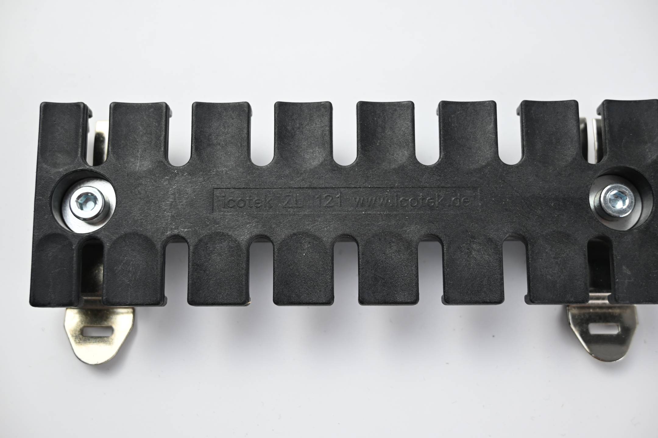 Icotek 67 Stück Zugentlastungsleiste Schwarz ZL 121 ( ZL121 )