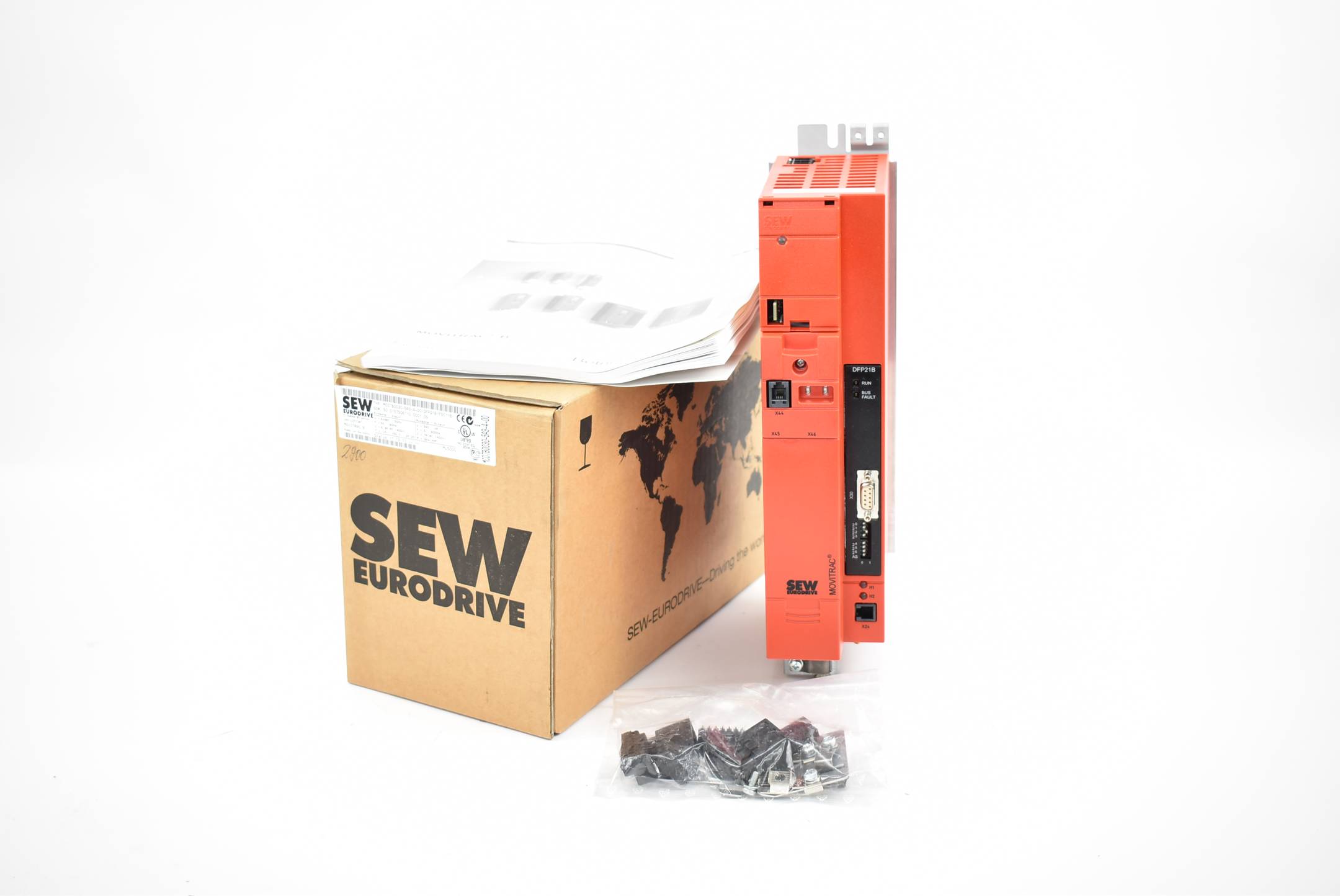 SEW Eurodrive Movitrac B Umrichter MC07B0030-5A3-4-00/DFP21B/FSC11B