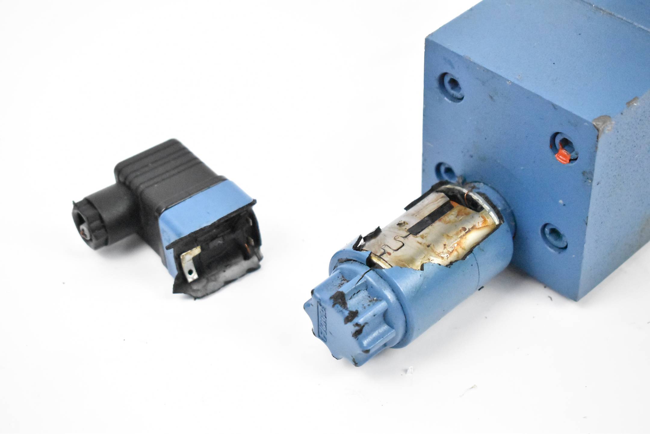DEFEKT Nestal Moog Servoventil D661Z4756