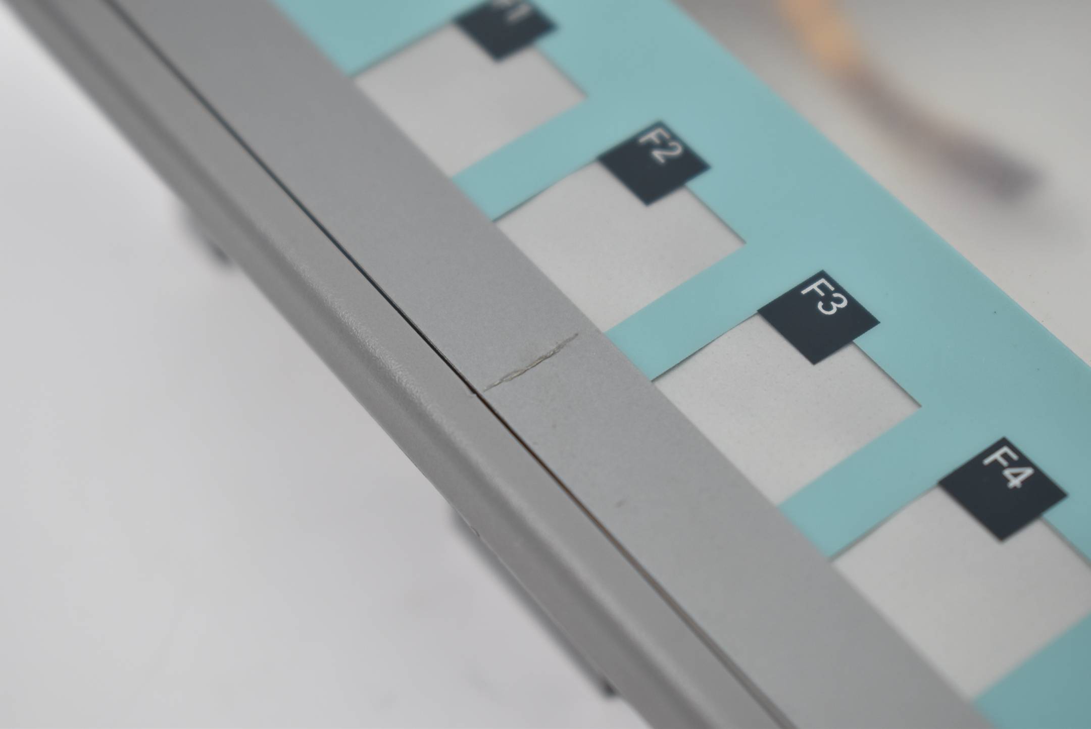 Siemens simatic Panel KTP400 Frontcover + Membrane A5E01581210 B ( 6AV6647-0AA11-3AX0 )
