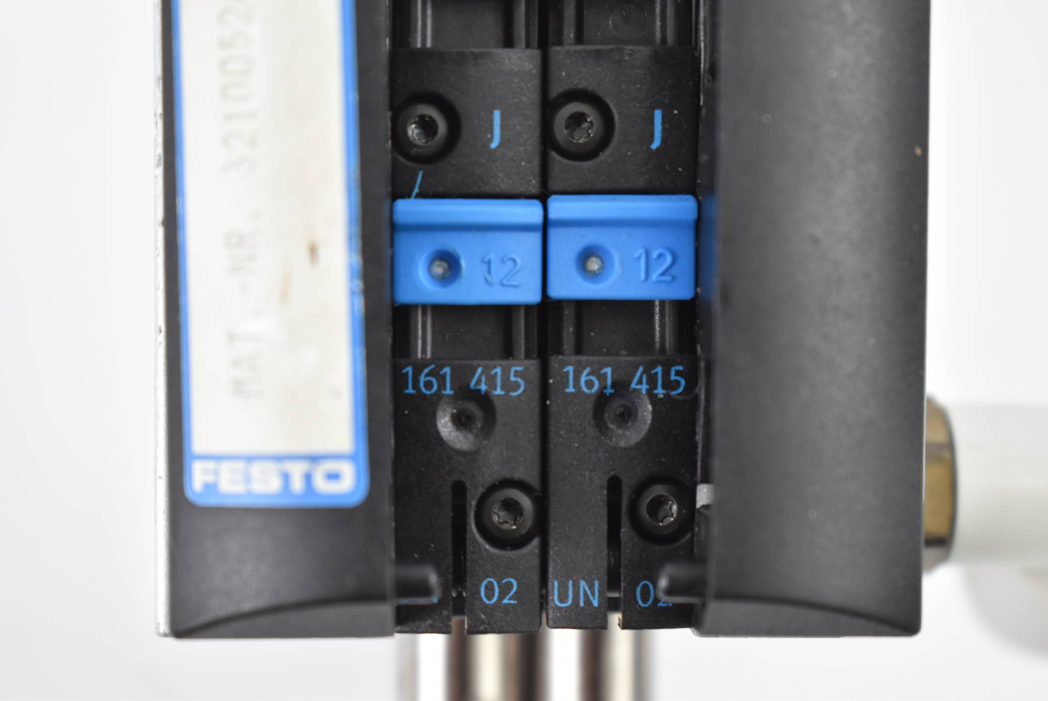 Festo Ventilinsel CPV-10-VI0174 + 32100524 + 2 x Magnetventil 161415