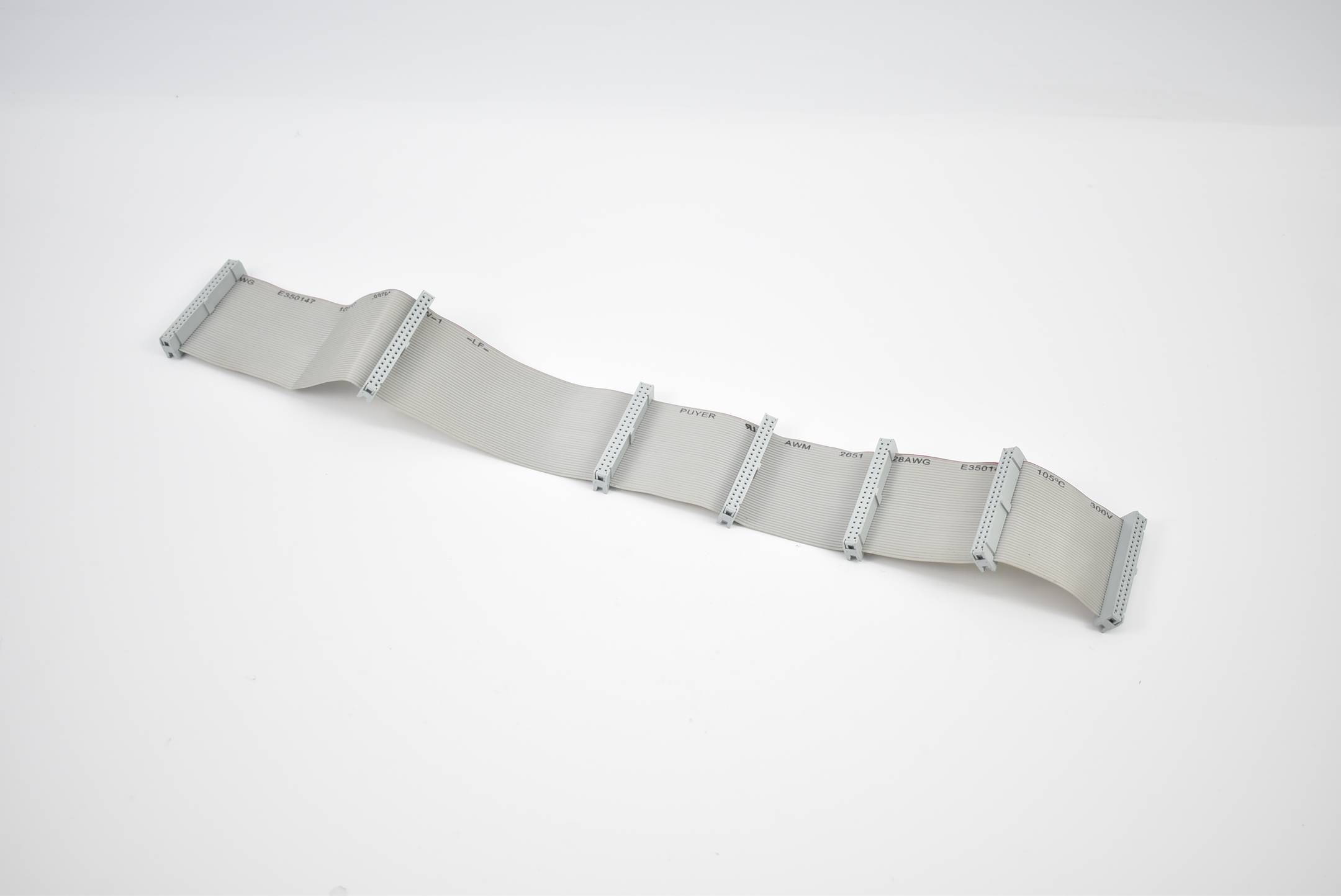 Flachband Verbindungskabel mit 7 Steckern E350147 28AWG AMW 2651
