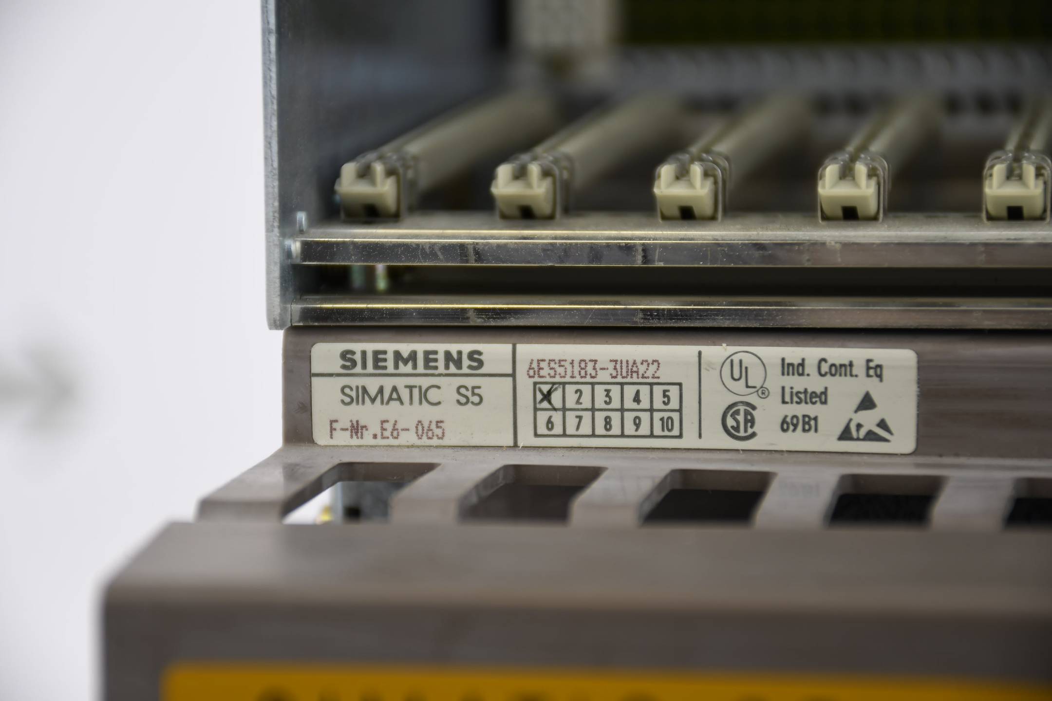 Siemens simatic S5 Erweiterungsgerät EG 183U 6ES5183-3UA22 ( 6ES5 183-3UA22 ) E1