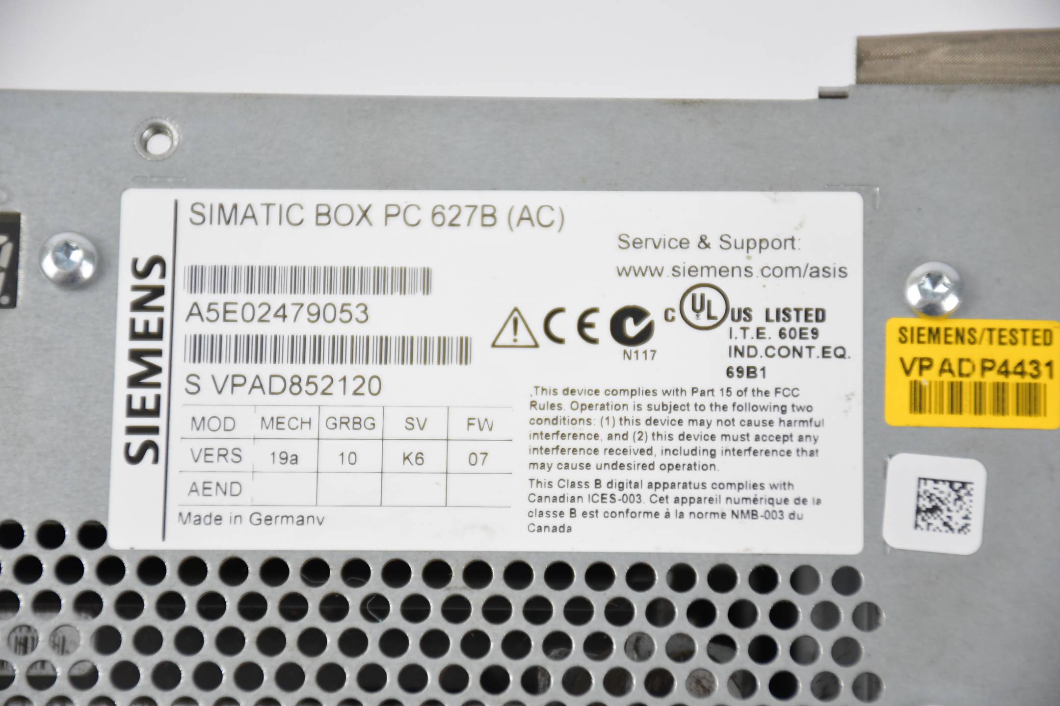 Siemens Simatic Box PC 627B (AC) 6AV7468-1FA20-0BK0 ( 6AV7 468-1FA20-0BK0 )