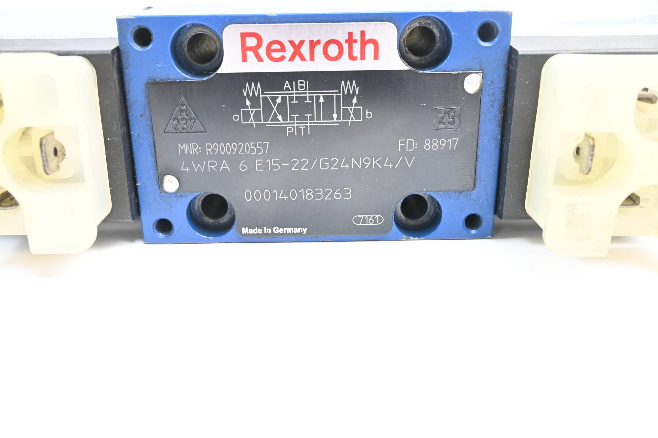 Rexroth Proportional Wegeventil 4WRA 6 E15-22/G24N9K4/V ( R900920557 )