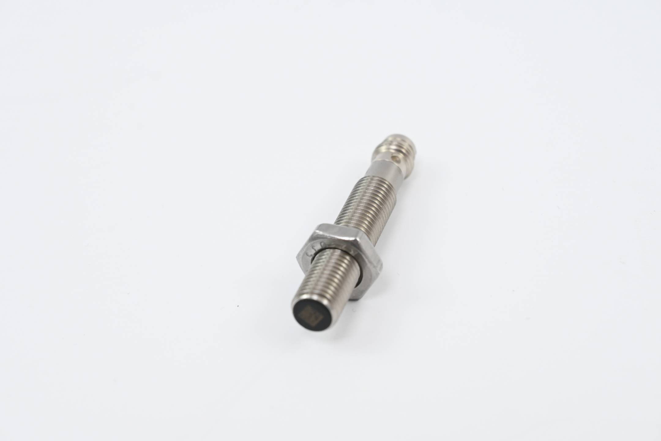 IPF Induktive Sensoren - Erhöhter Schaltabstand IB080173