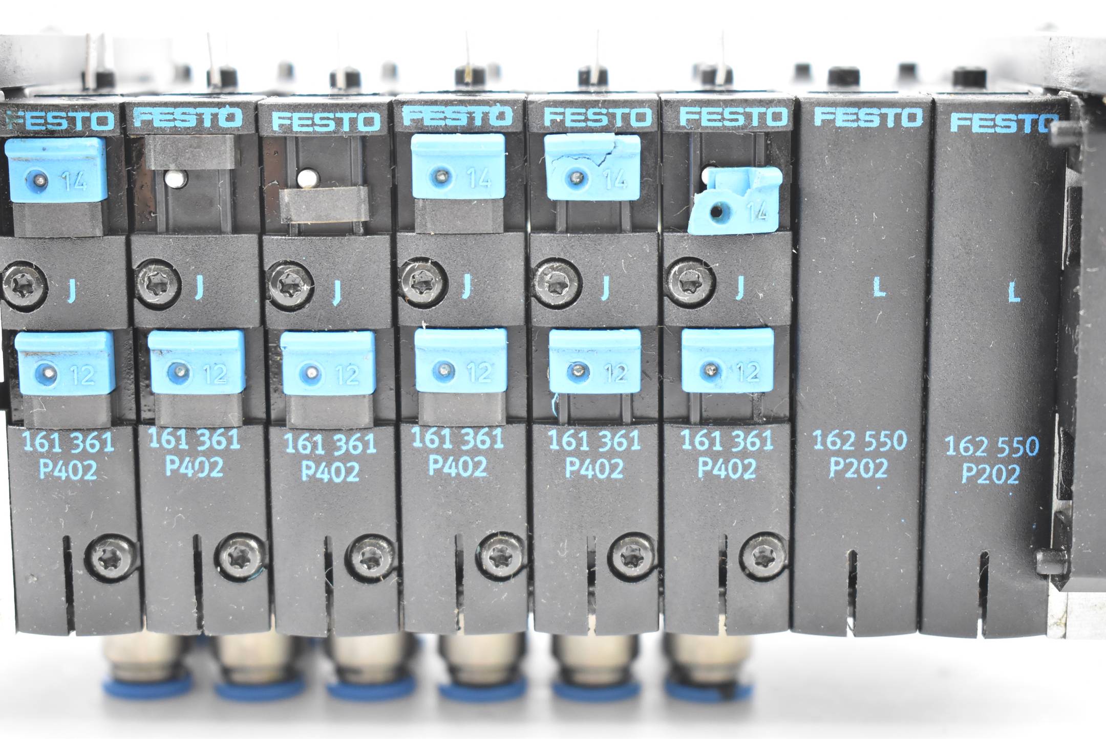 Festo Ventilinsel CPV 14-VI-18210 + 6 x Magnetventile 161361 + 2x 162550