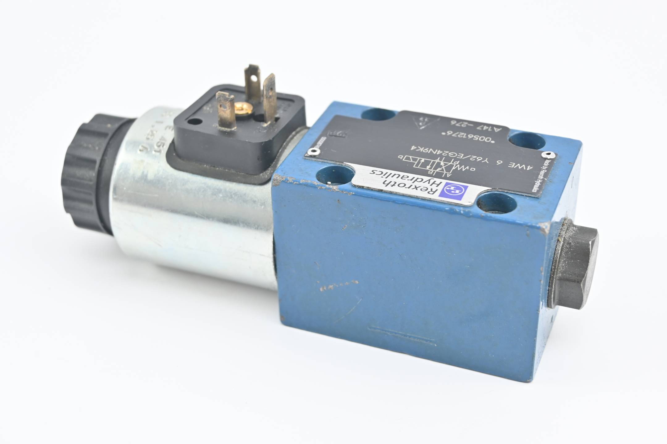 Rexroth Hydraulics Wegeschieberventil 4WE 6 Y62/EG24N9K4 ( R900561276 )