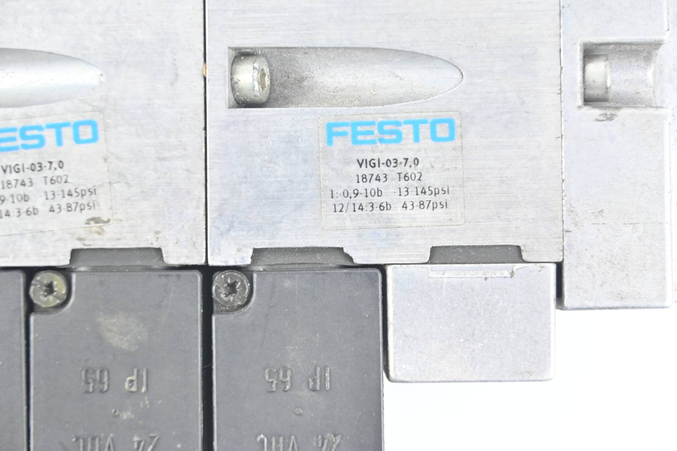 Festo Ventilinsel 151703 + 18743 + 18748 + 195742 + 195704 + 195746 + 195740