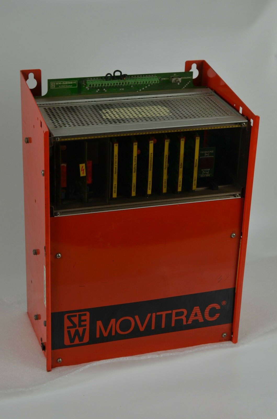 SEW Eurodrive Antriebsumrichter Movitrac 304 8253307 SEW Eurodrive Antriebsumrichter Movitrac 304 8253307