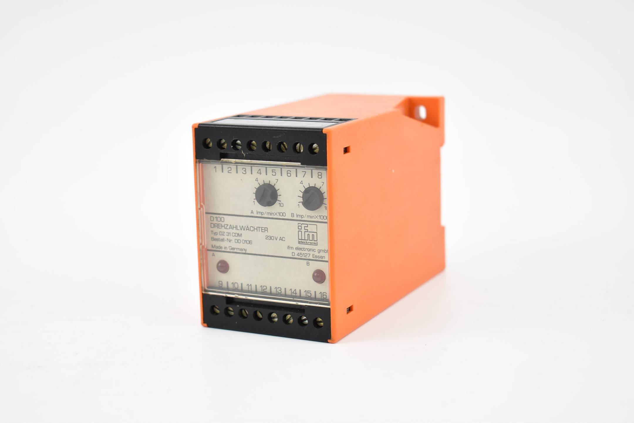 ifm electronic Drehzahlwächter 230V AC D100 ( DZ 31 CDM )
