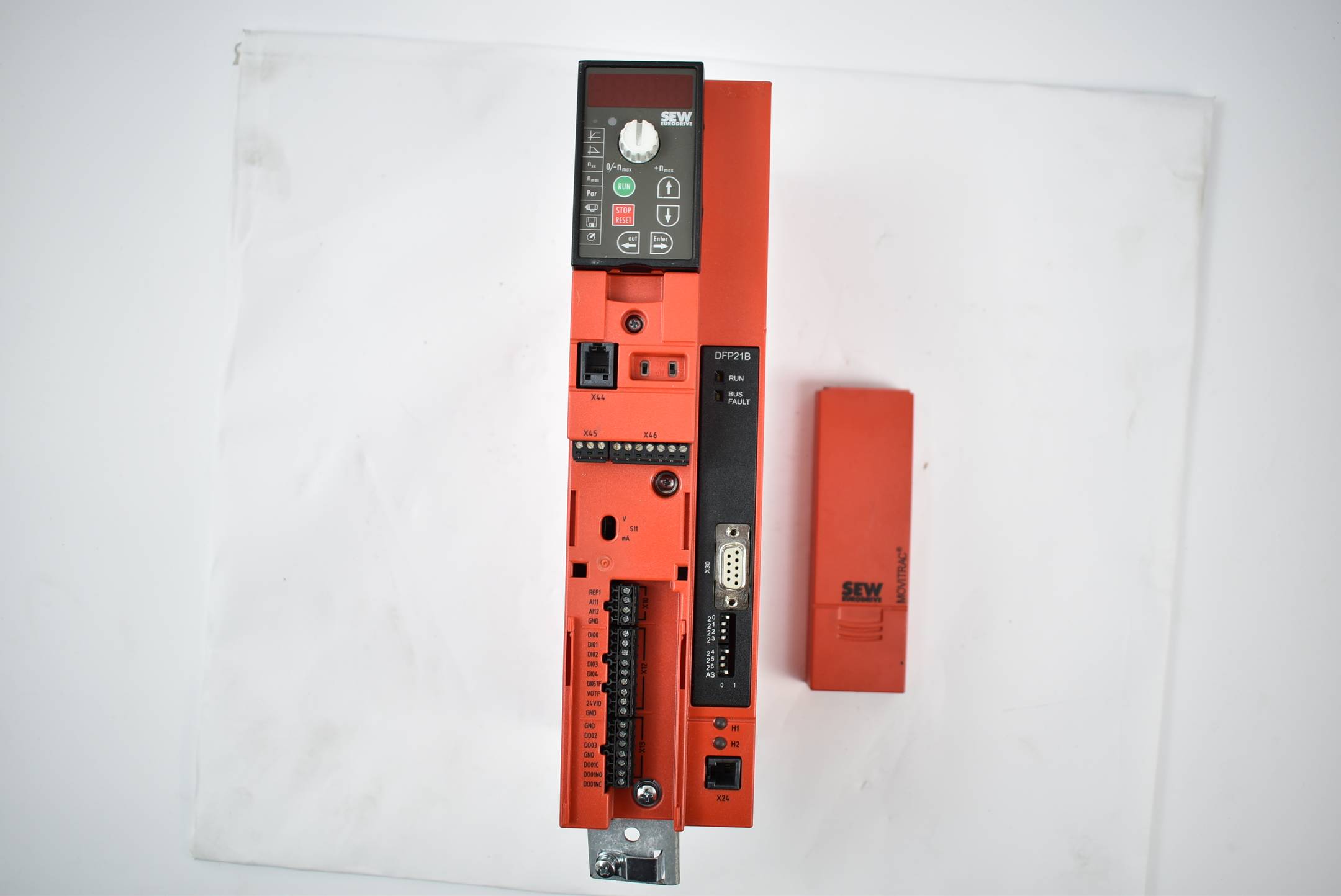 SEW Eurodrive Umrichter Movitrac B MC07B0022-5A3-4-00/L/DFP21B/FSC11B 