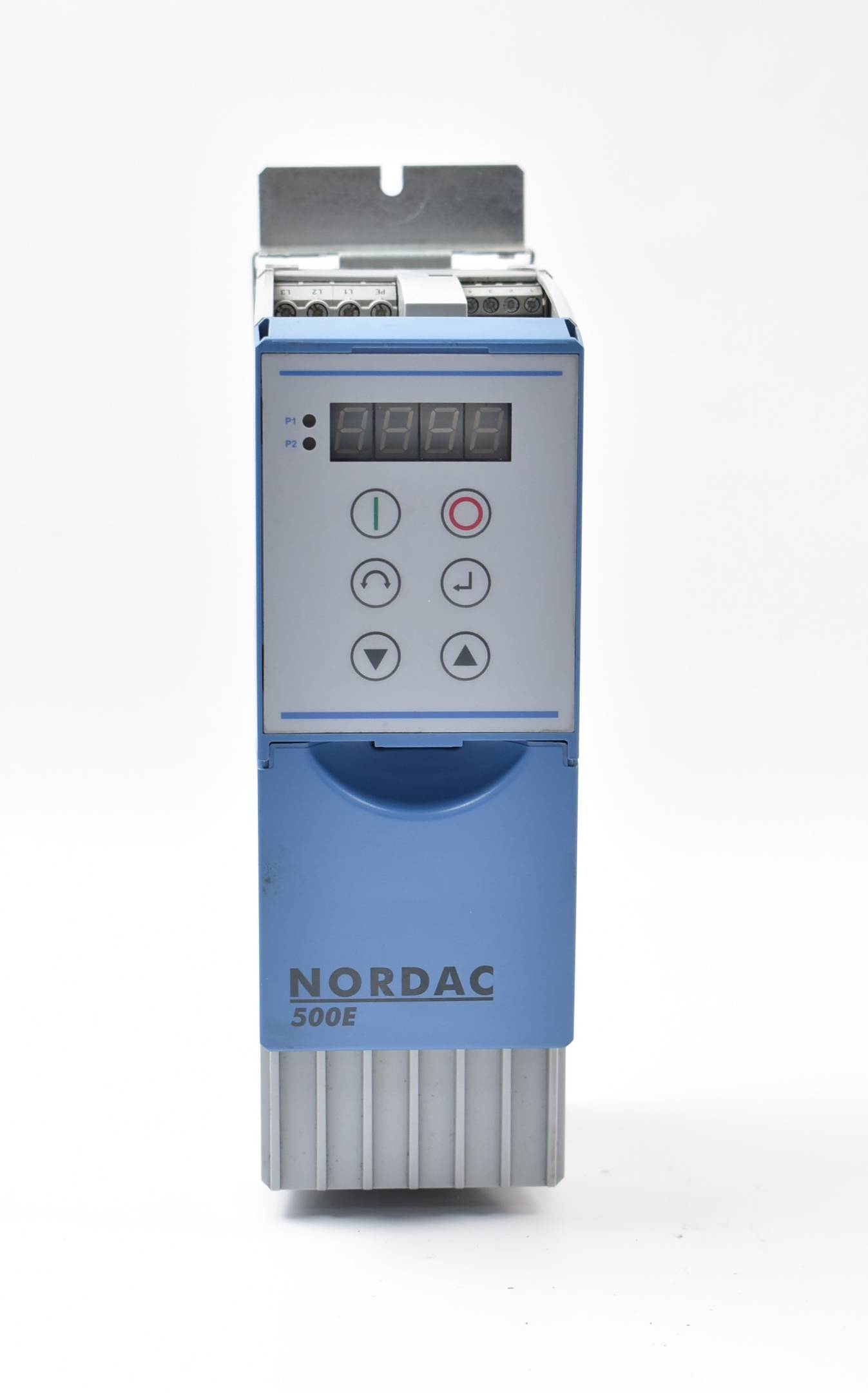 Nordac Umrichter 380+480VAC 2,2KW SK 500E-221-340-A ( 275420220 ) + SK TU3-CTR