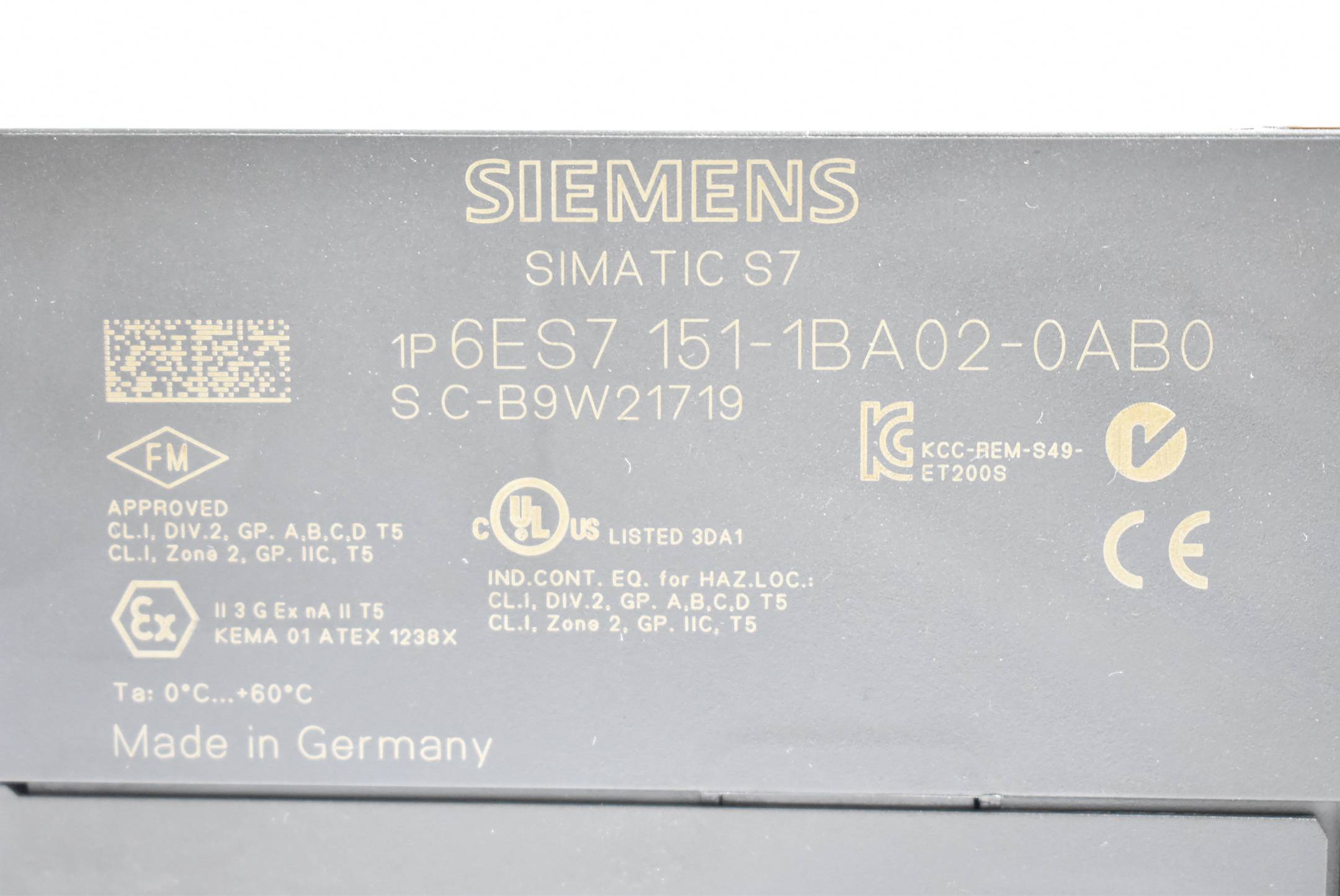 Siemens Simatic ET 200S IM151-1 6ES7 151-1BA02-0AB0 ( 6ES7151-1BA02-0AB0 )