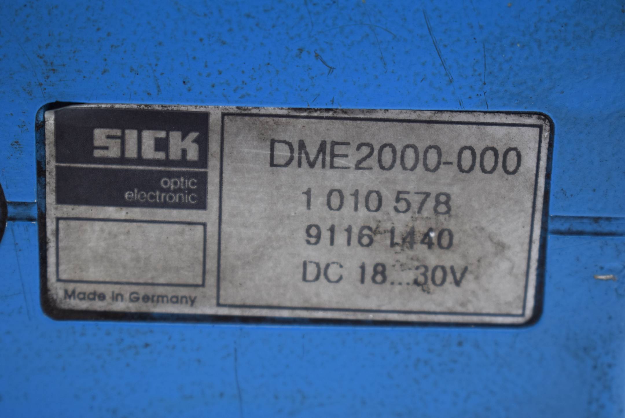 SICK DISTANCE MEASURING DEVICE SENSOR DME2000-00 ( 1010578 )