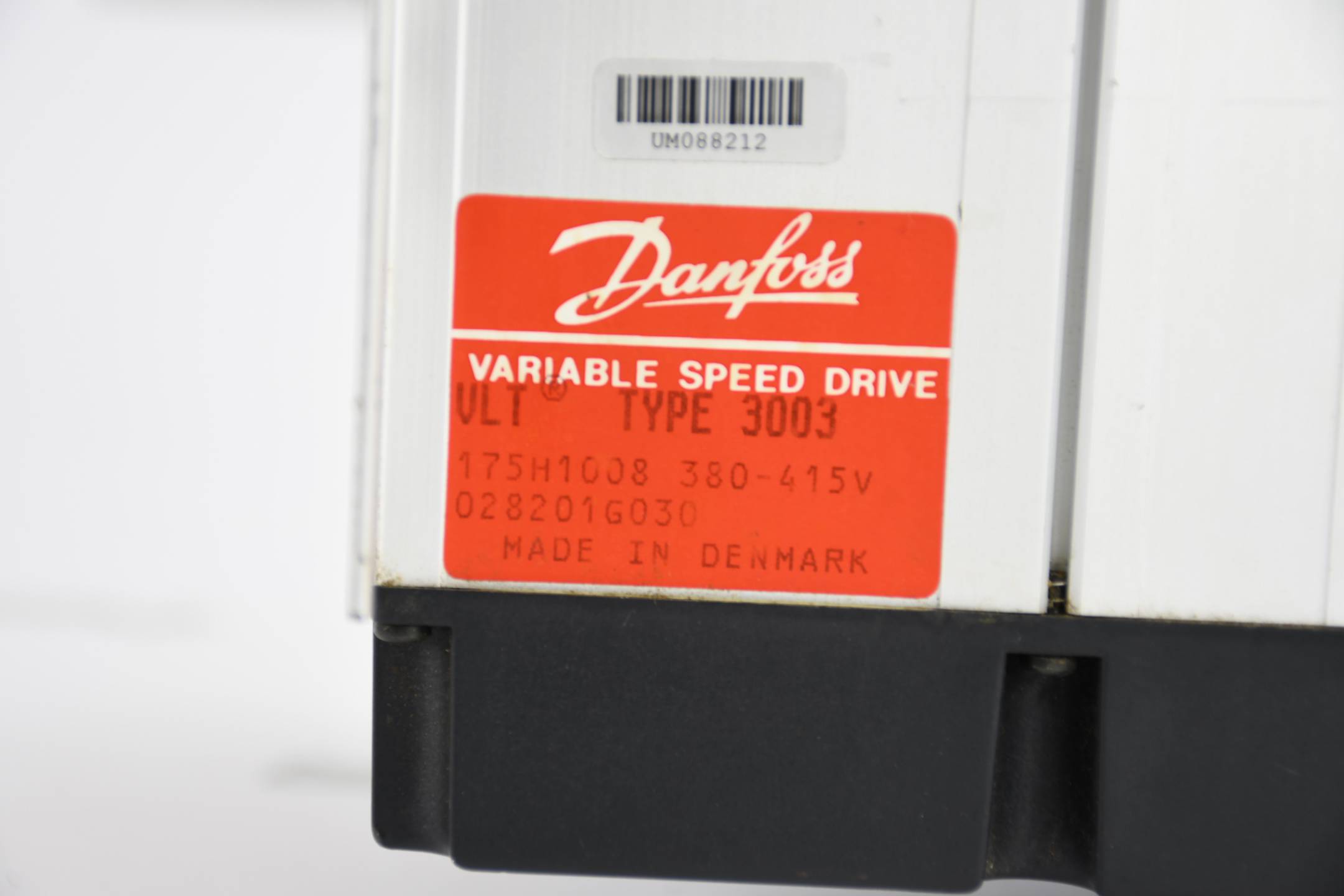 Danfoss VLT® Serie 3000 Frequenzumrichter Type 3003 ( 175H1008 )