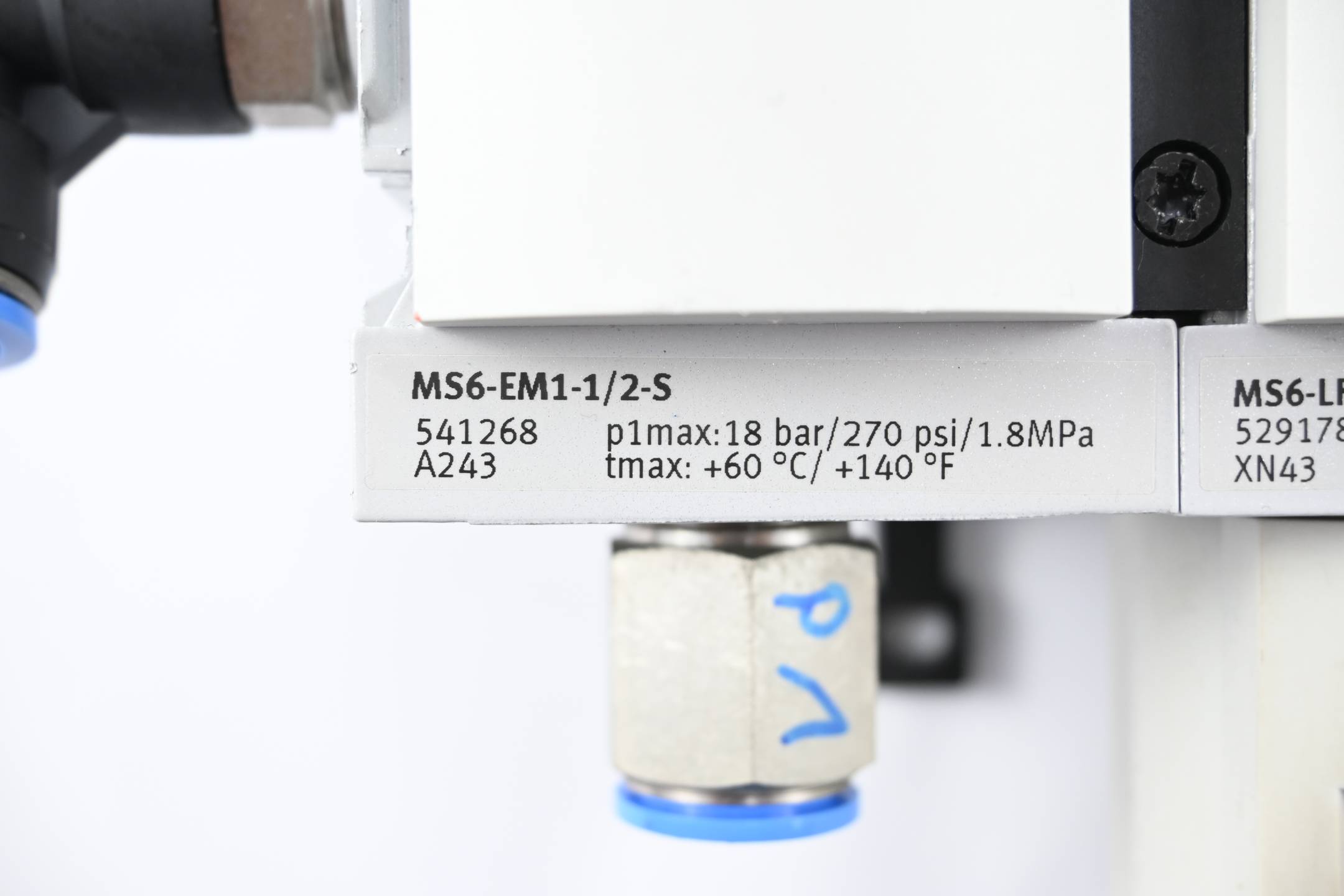 Festo Wartungseinheit MSB6 ( 531030 ) MS6-SV-1/2-E-10V24-AD1  562580
