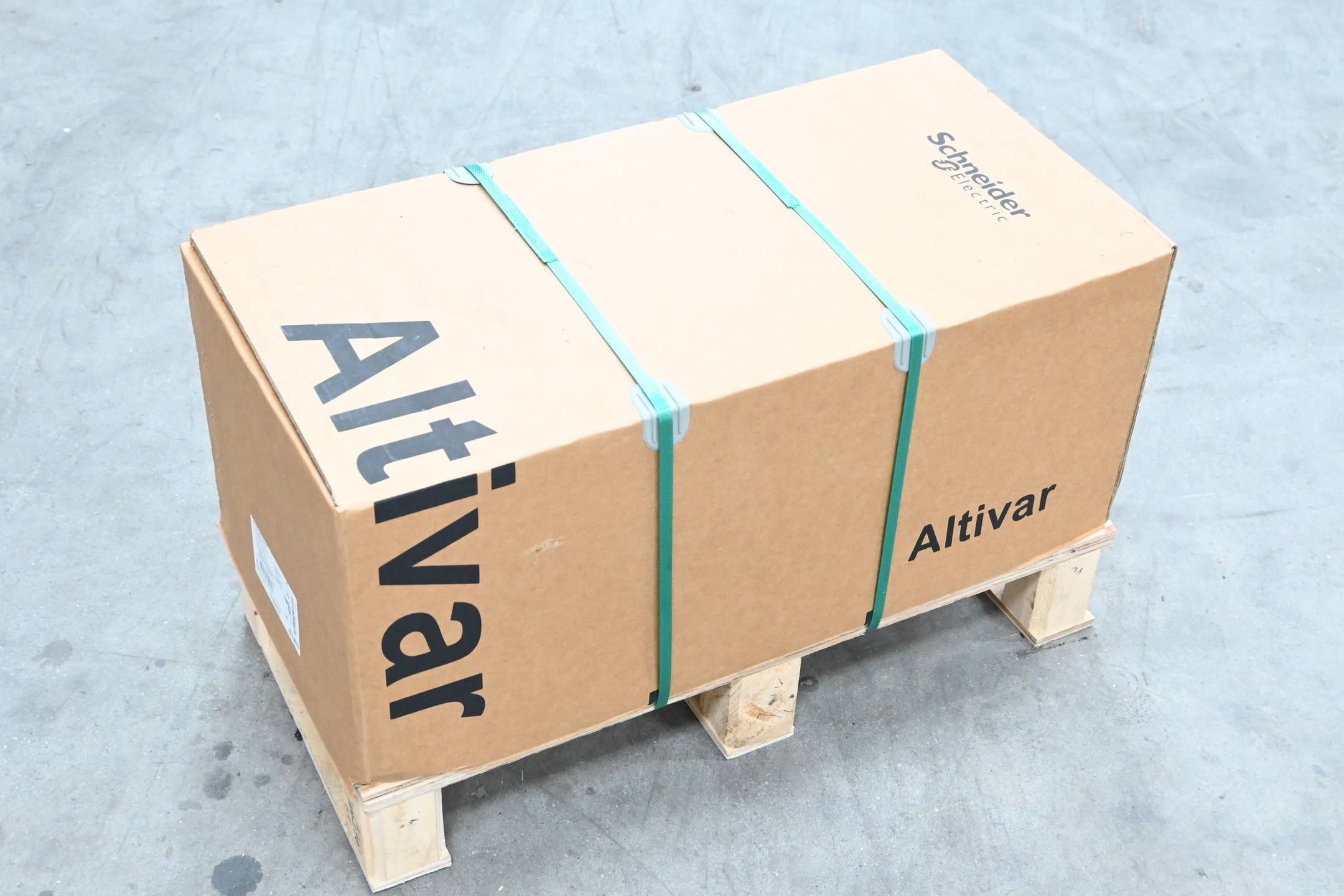 Schneider Electric Frequenzumrichter Altivar Process ATV930D22Y6 ( 132532 ) 22kW