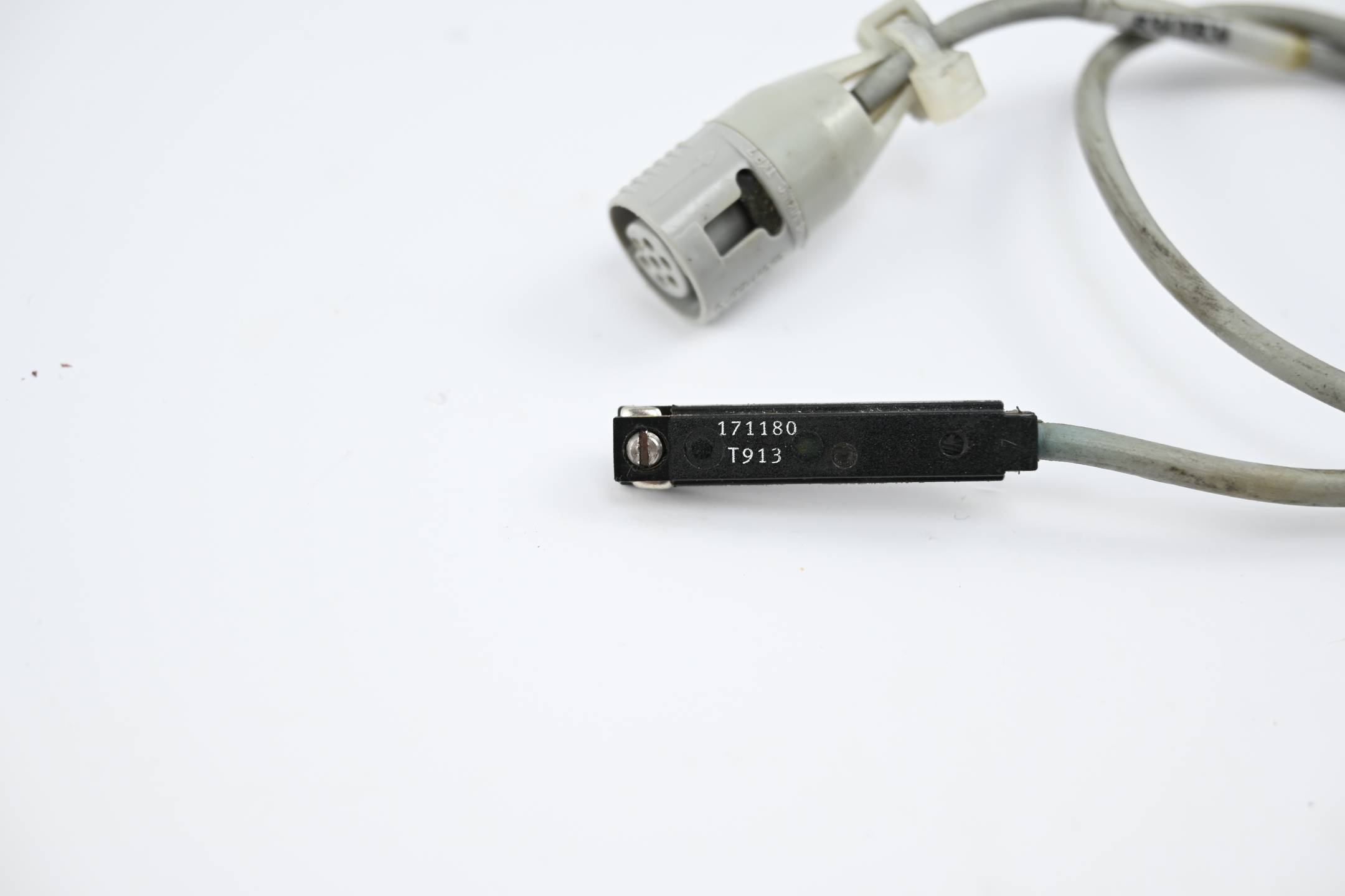 Festo Näherungsschalter SMT-8-NS-K-LED-24-B ( 171180 )