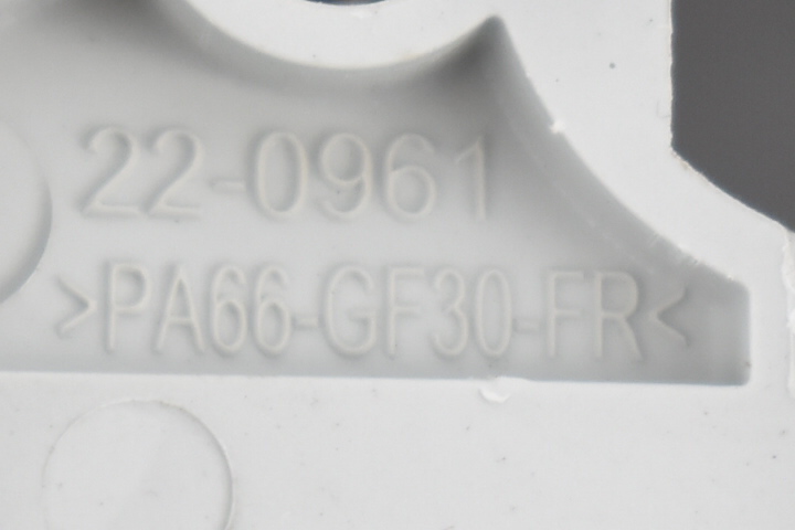D0-Reiter-Sicherungssockel 36mm 22-0961 ( PA66-GF30-FR )