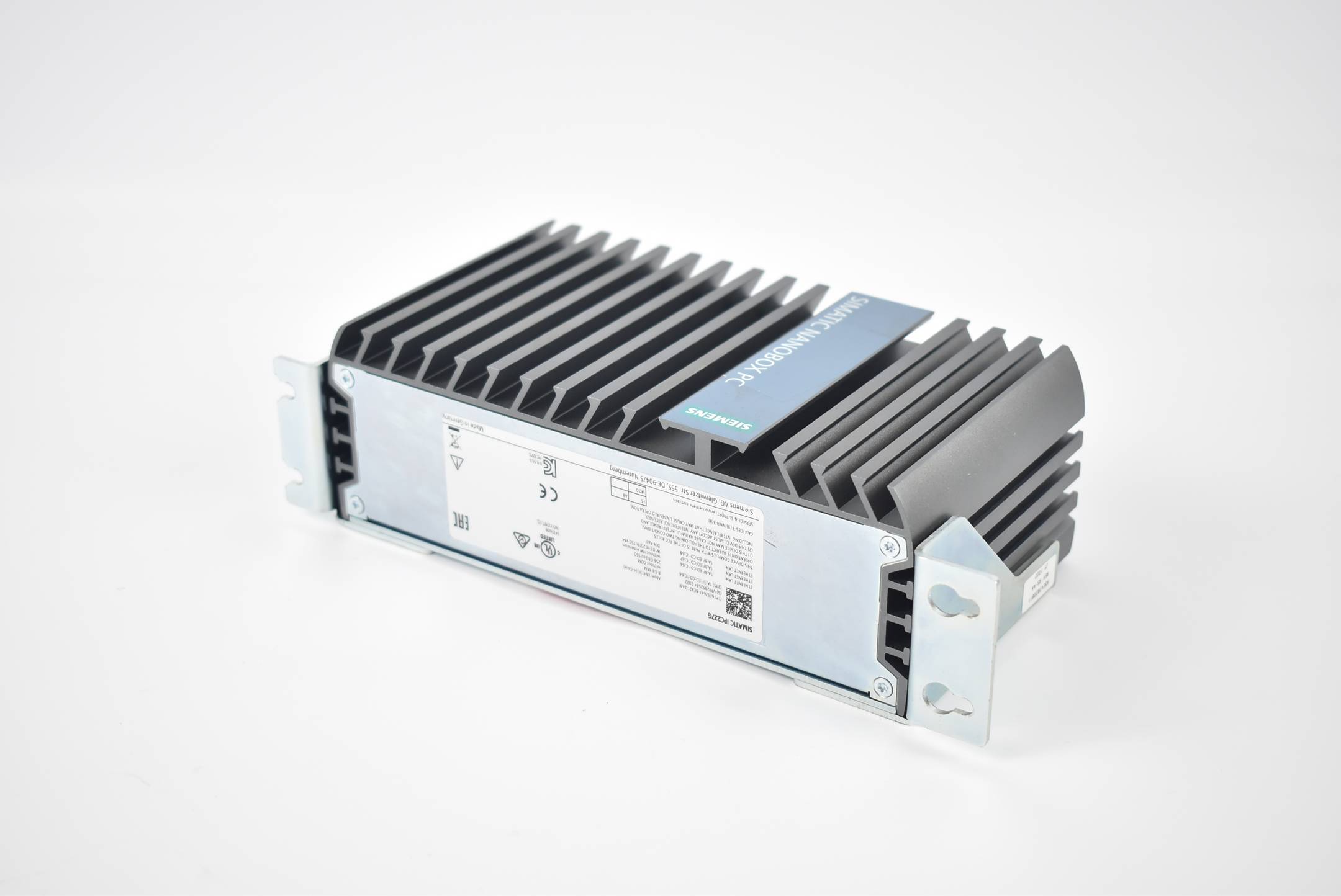 Siemens simatic IPC227G Nanobox PC 6ES7 647-8CB21-2AB1 ( 6ES7647-8CB21-2AB1 )