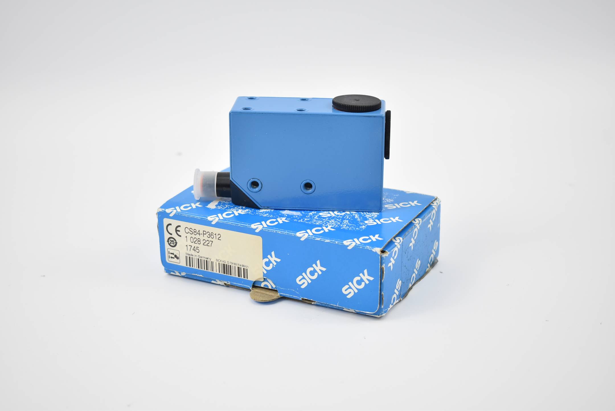Sick CS 8 Farbsensor CS84-P3612 ( 1028227 ) 10-30VDC 100mA