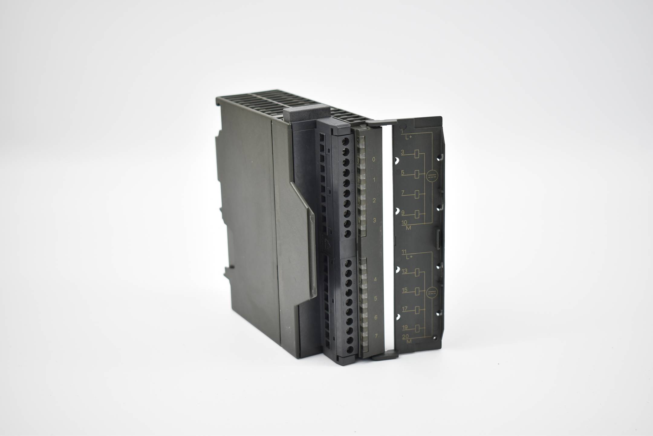 Siemens simatic S7-300 digital 6ES7 322-1BF00-0AA0 ( 6ES7322-1BF00-0AA0 )