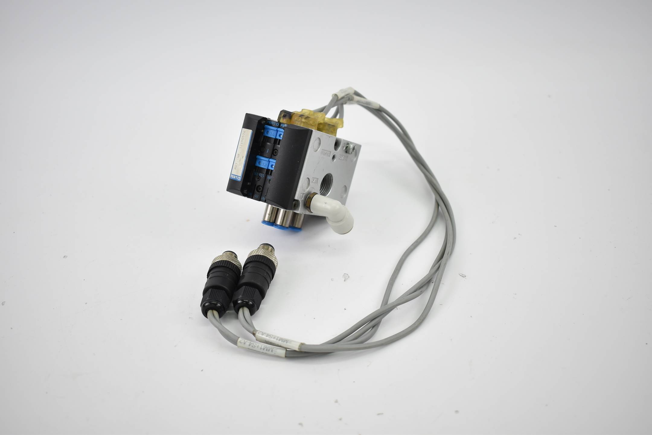 Festo Ventilinsel CPV-10-VI0174 + 32100524 + 2 x Magnetventil 161415