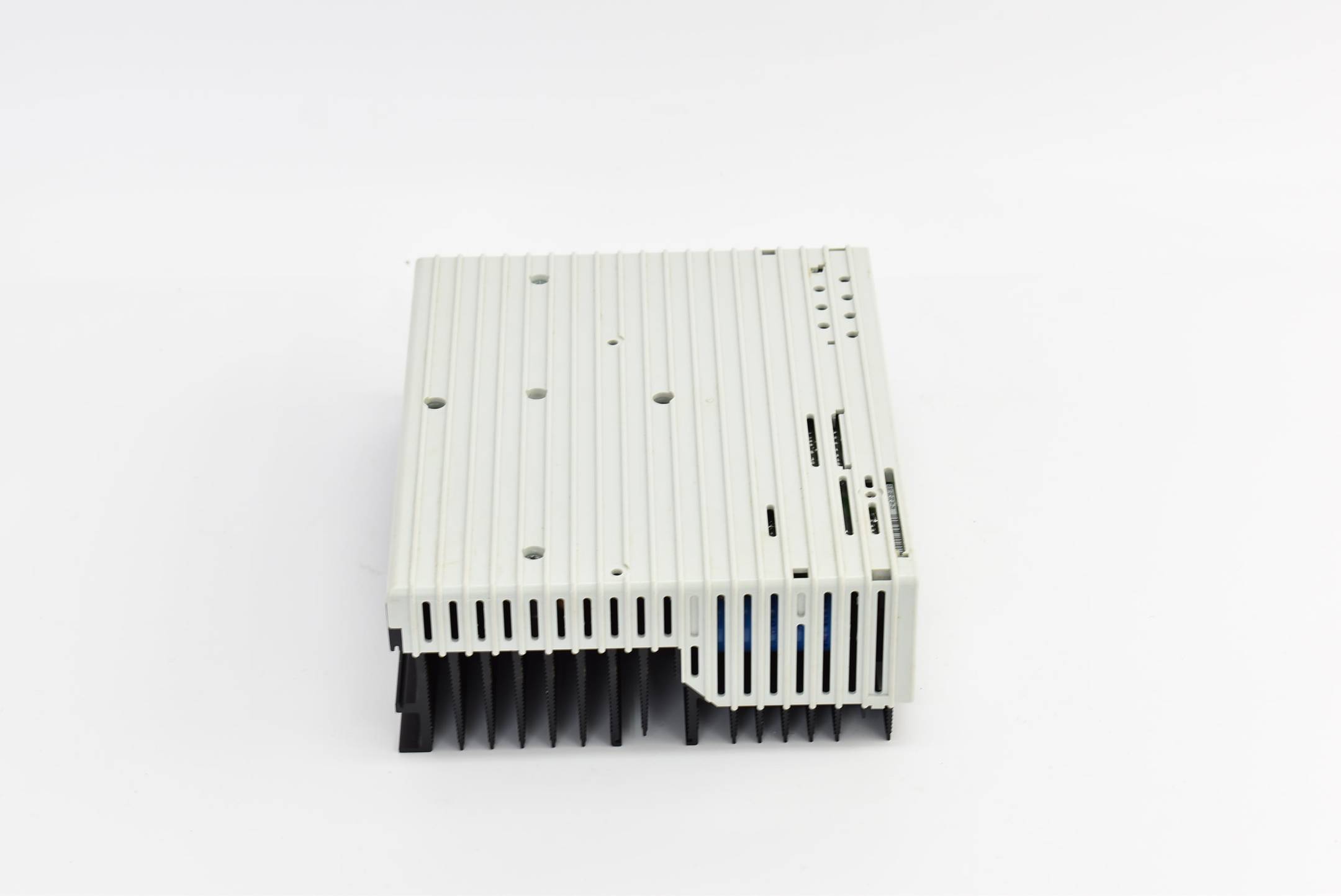 Klöckner Möller Frequenzumrichter DF4-340-3K0 ( 00392825 )