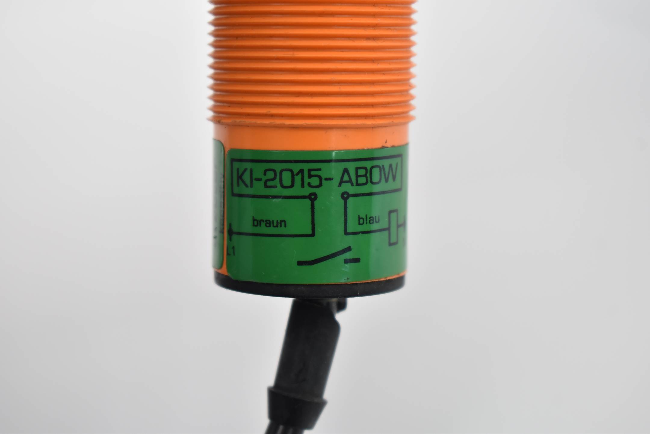 IFM electronic Kapazitiver Sensor KI-2015-ABOW ( 3-15mm 20-250VAC 500mA )