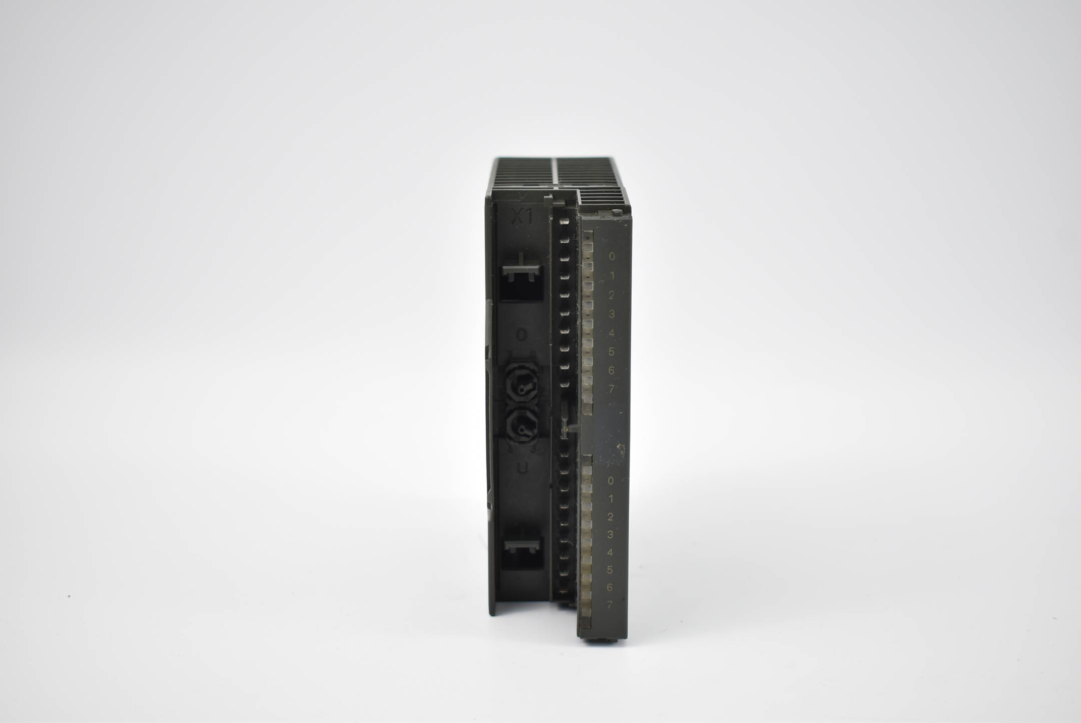 Siemens simatic S7-300 Digital SM 322 6ES7 322-1BH00-0AA0 ( 6ES7322-1BH00-0AA0 )