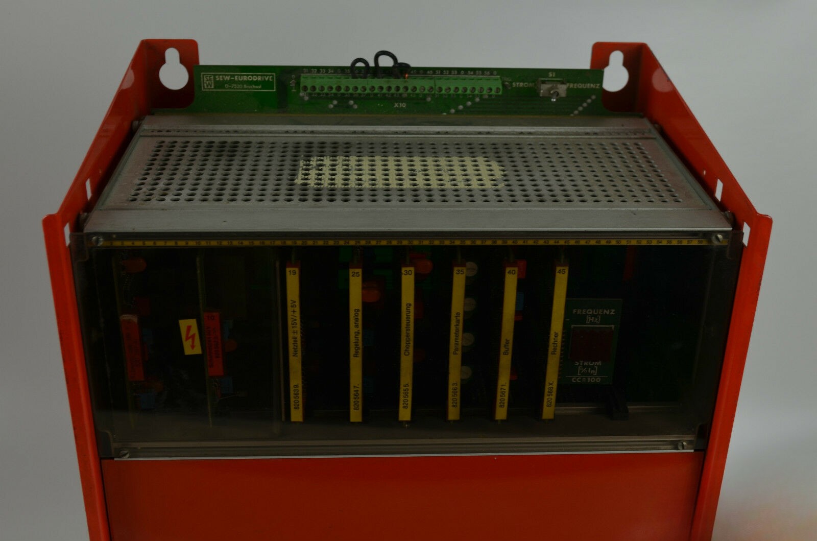 SEW Eurodrive Antriebsumrichter Movitrac 304 8253307 SEW Eurodrive Antriebsumrichter Movitrac 304 8253307