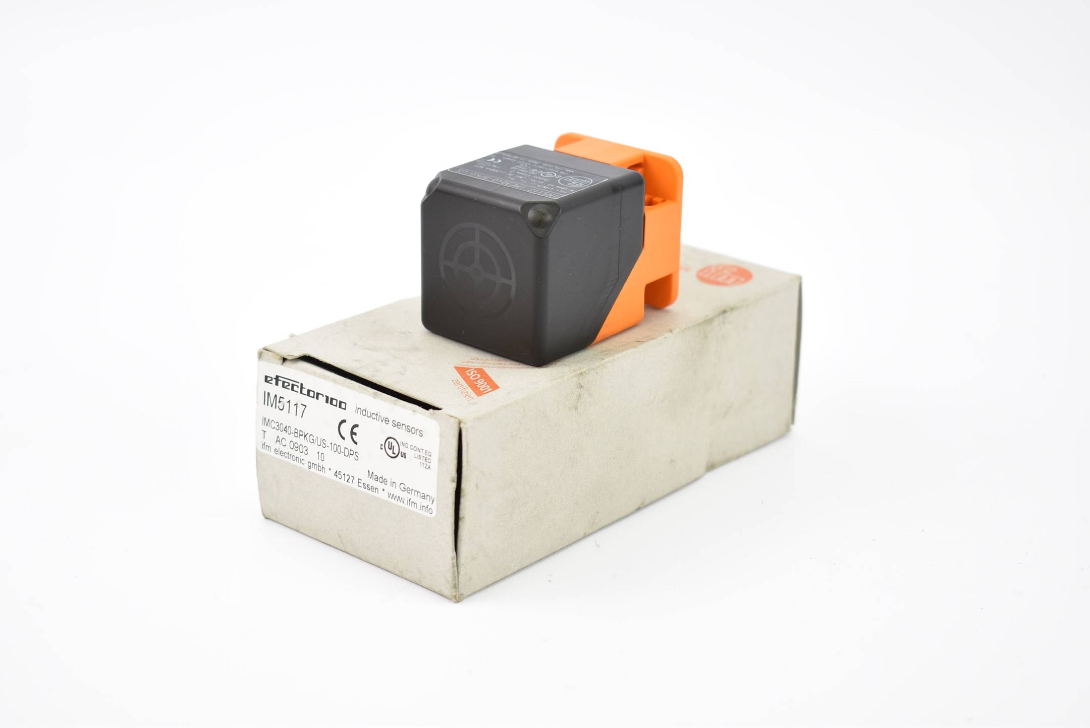 Ifm IM5117 induktiver Sensor 110-36VDC 200mA IMC3040-BPKG/US-100-DPS