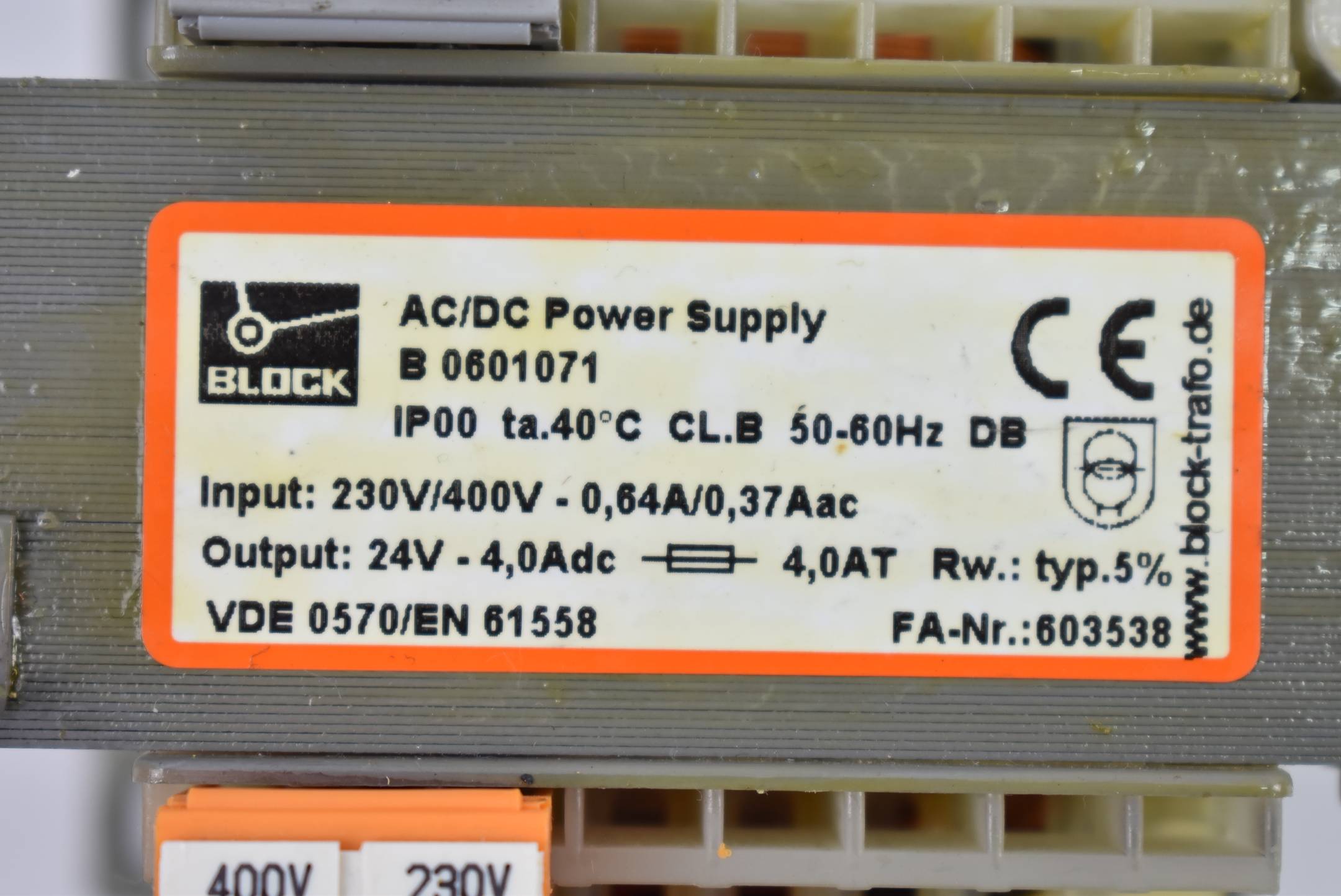 Block Power Supply B0601071 ( 603538 ) 50-60Hz 230/400V 0,64A/0,37Aac 24V