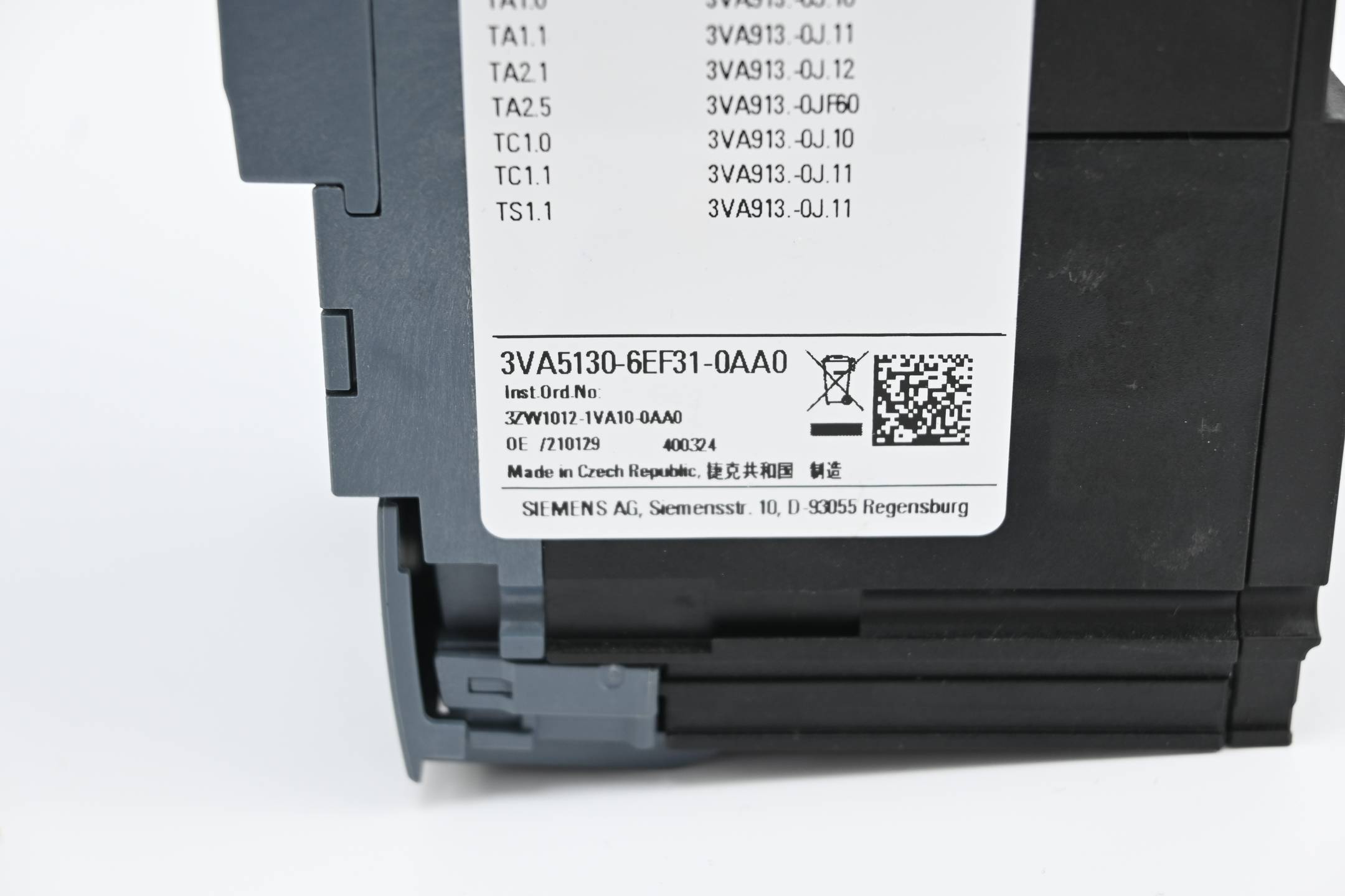 Siemens Leistungsschalter 3VA5130-6EF31-0AA0 ( 3VA5 130-6EF31-0AA0 )