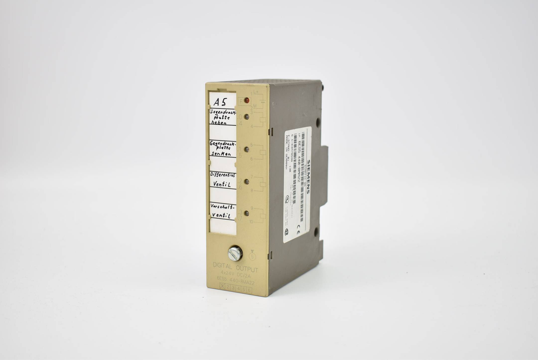 Siemens simatic S5 digital 24VDC 2A 6ES5 440-8MA22 ( 6ES5440-8MA22 )