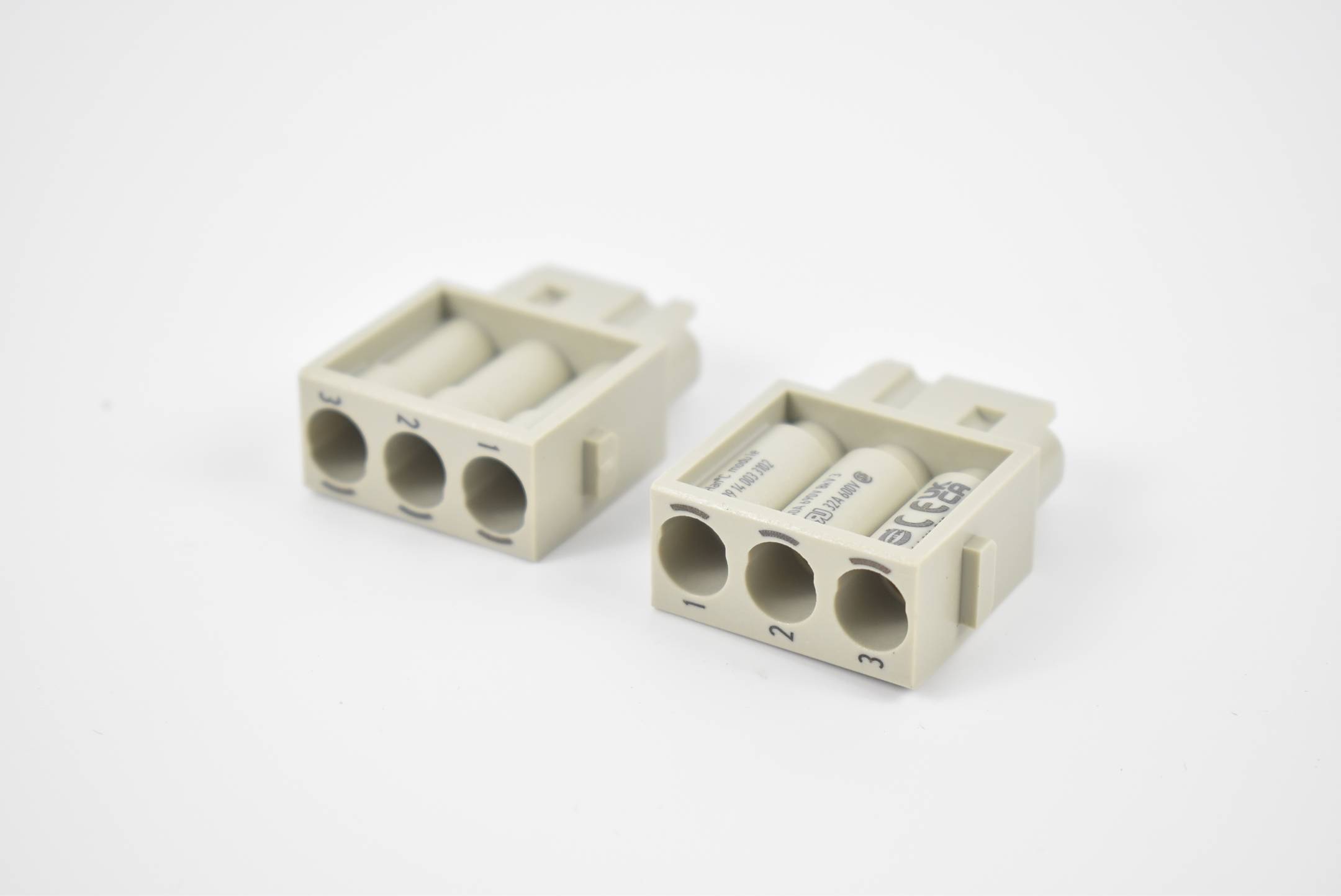 Harting Buchseneinsatz Han C-Modul09 14 003 3102 ( 09140033102 ) VE 2 Stück