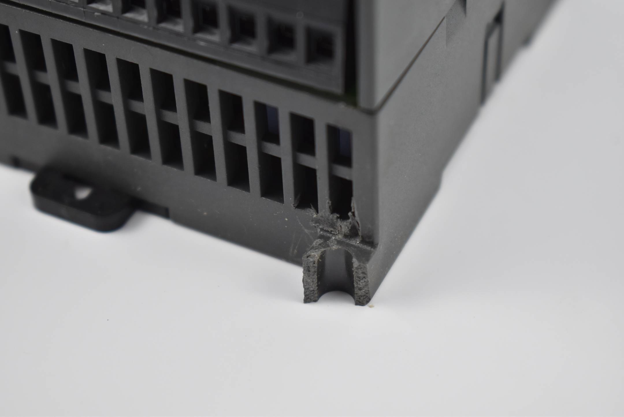 Siemens Simatic S7-200 CPU 222 6ES7212-1BB22-0XB0 ( 6ES7 212-1BB22-0XB0 )